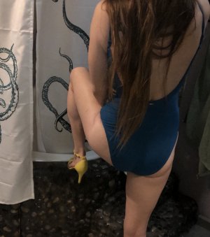 Alisia outcall escorts in Geneva NY & sex dating